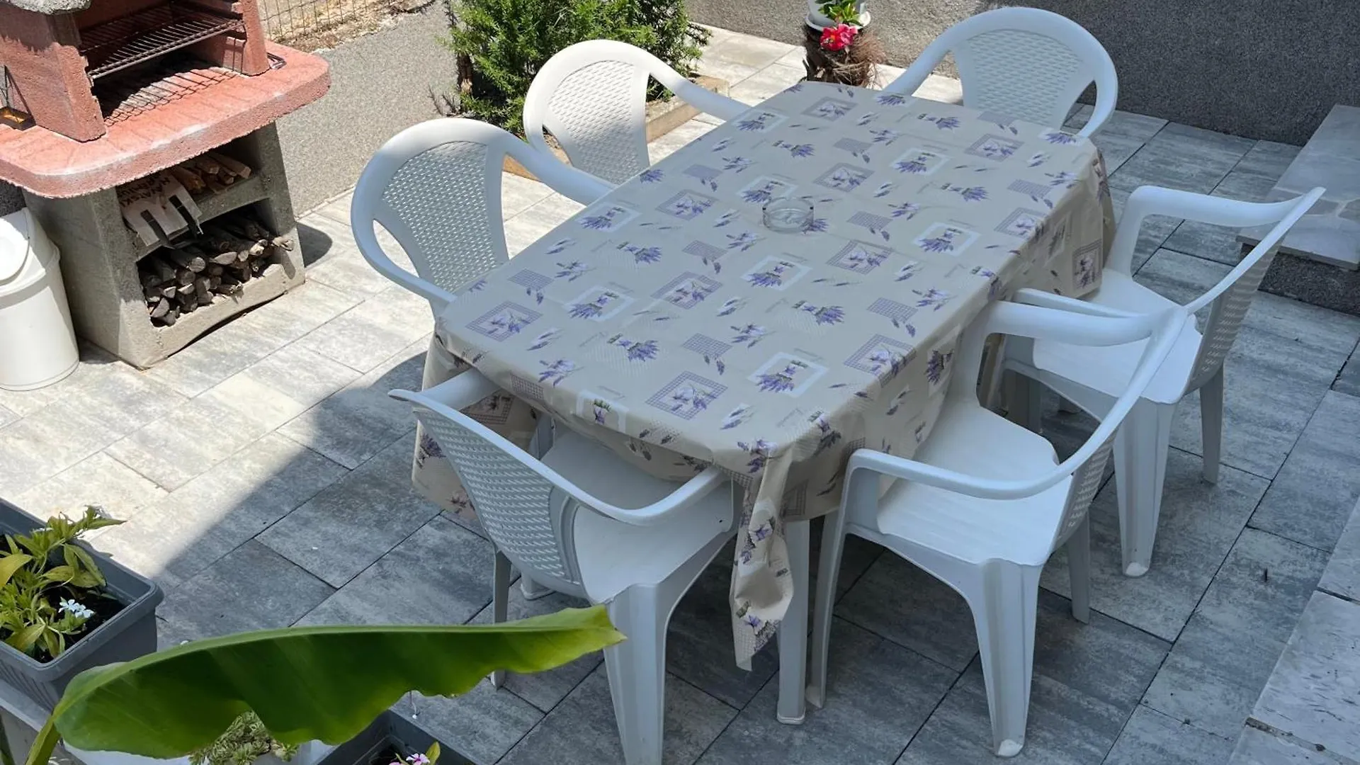 Apartmani Foresta Kras 0*,
